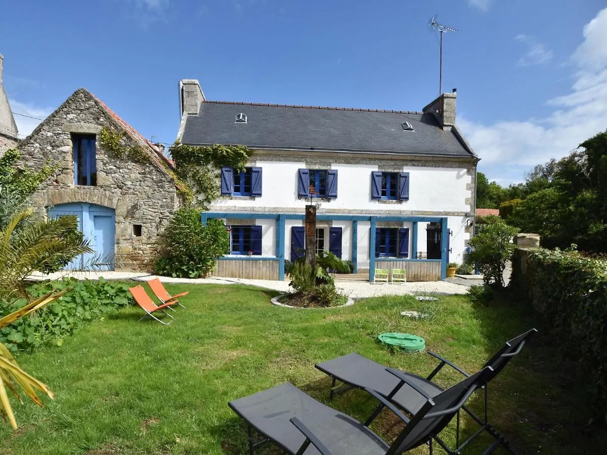 Charming Holiday Home Near Pointe Du Raz Kersaudy