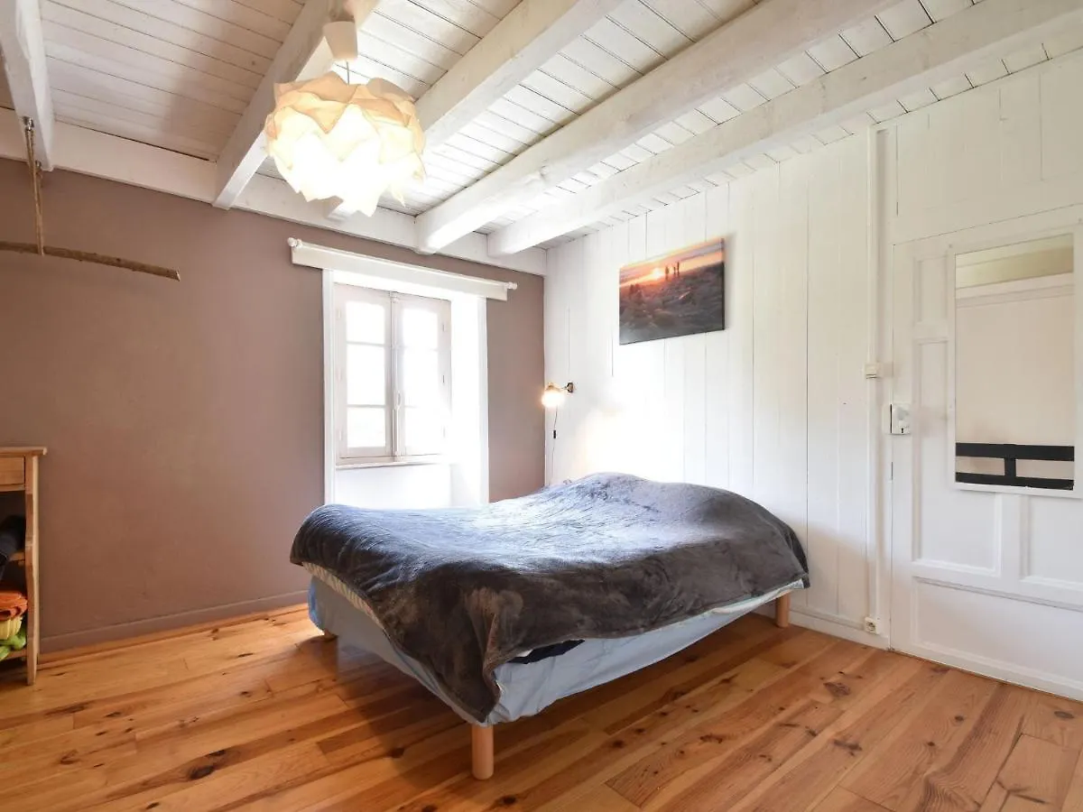 Charming Holiday Home Near Pointe Du Raz Kersaudy France