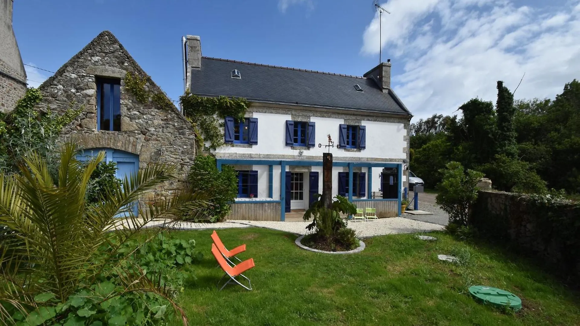 Charming Holiday Home Near Pointe Du Raz Kersaudy France